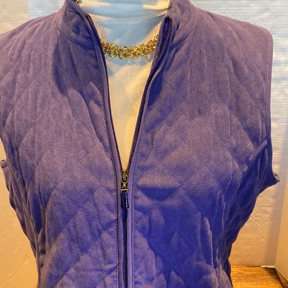 Koret Jackets & Blazers - Koret quilted zipper front vest with pockets size large